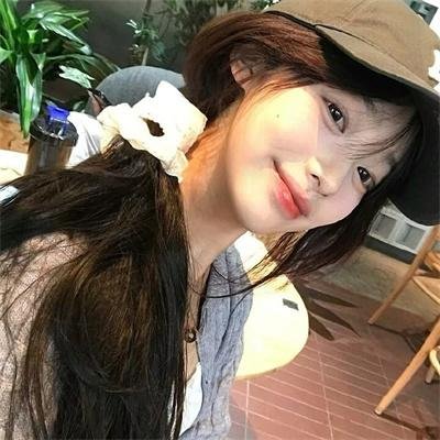 如蝶翩翩